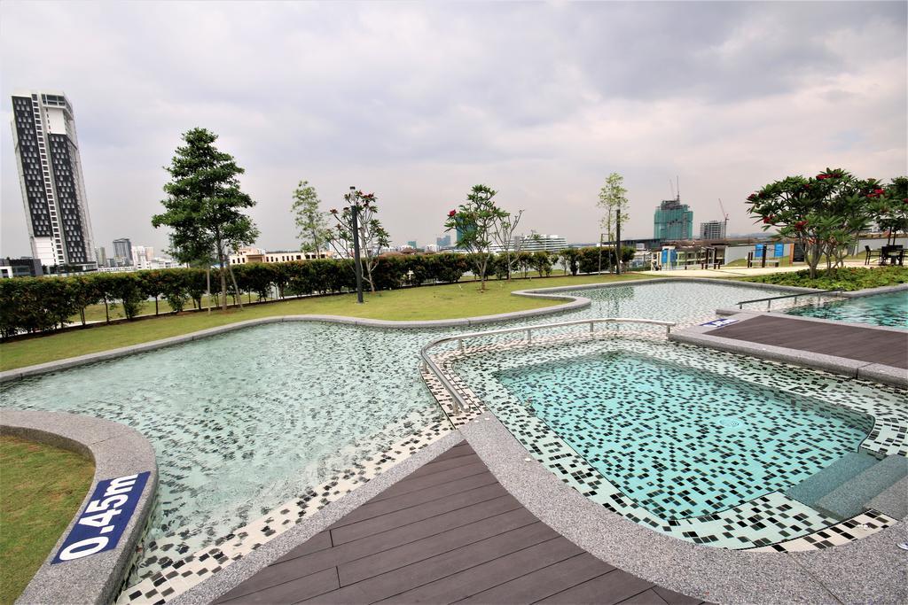 Hyve Soho Suites Сиберджая Екстериор снимка